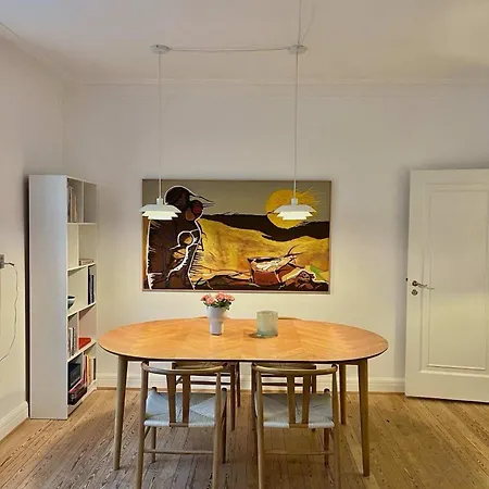 Appartement Cozy For 2 In *